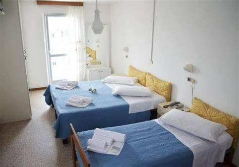 Hotel Riviera Nuova Gestione Cattolica Extérieur photo