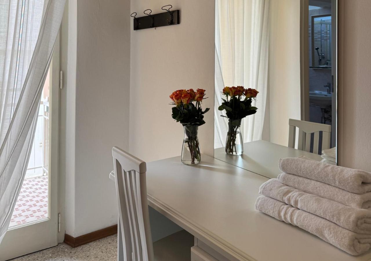 Hotel Riviera Nuova Gestione Cattolica Extérieur photo